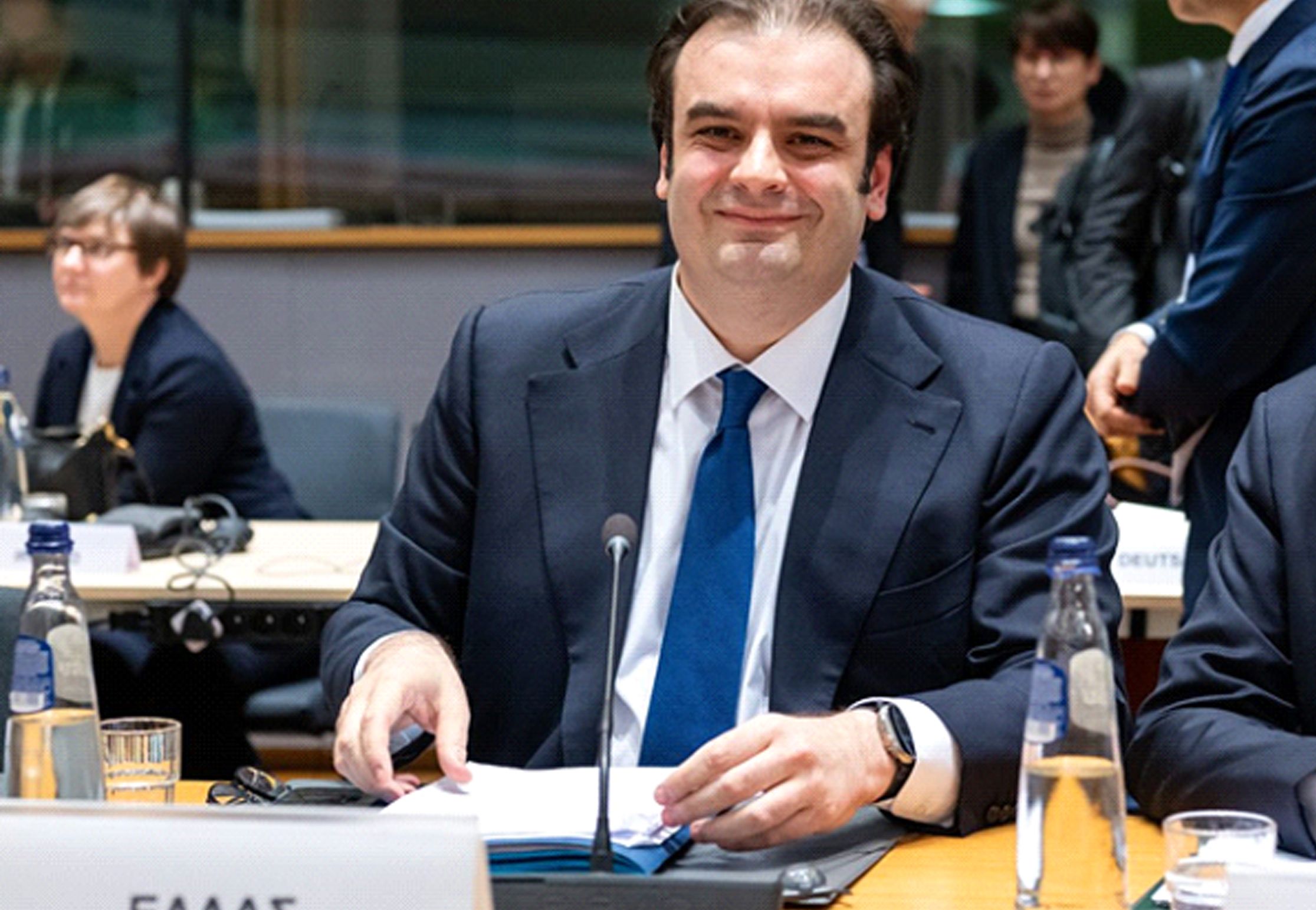 ΝΕΟΣ ΠΡΟΕΔΡΟΣ ΤΟΥ EUROGROUP Ο ΠΙΕΡΡΑΚΑΚΗΣ