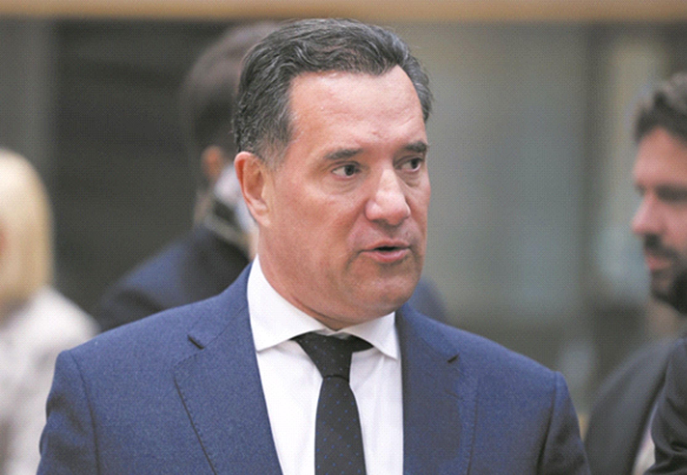 Η FAKE ΦΩΤΟΓΡΑΦΙΑ ΠΟΥ ΕΞΟΡΓΙΣΕ ΤΟΝ ΑΔΩΝΙ!