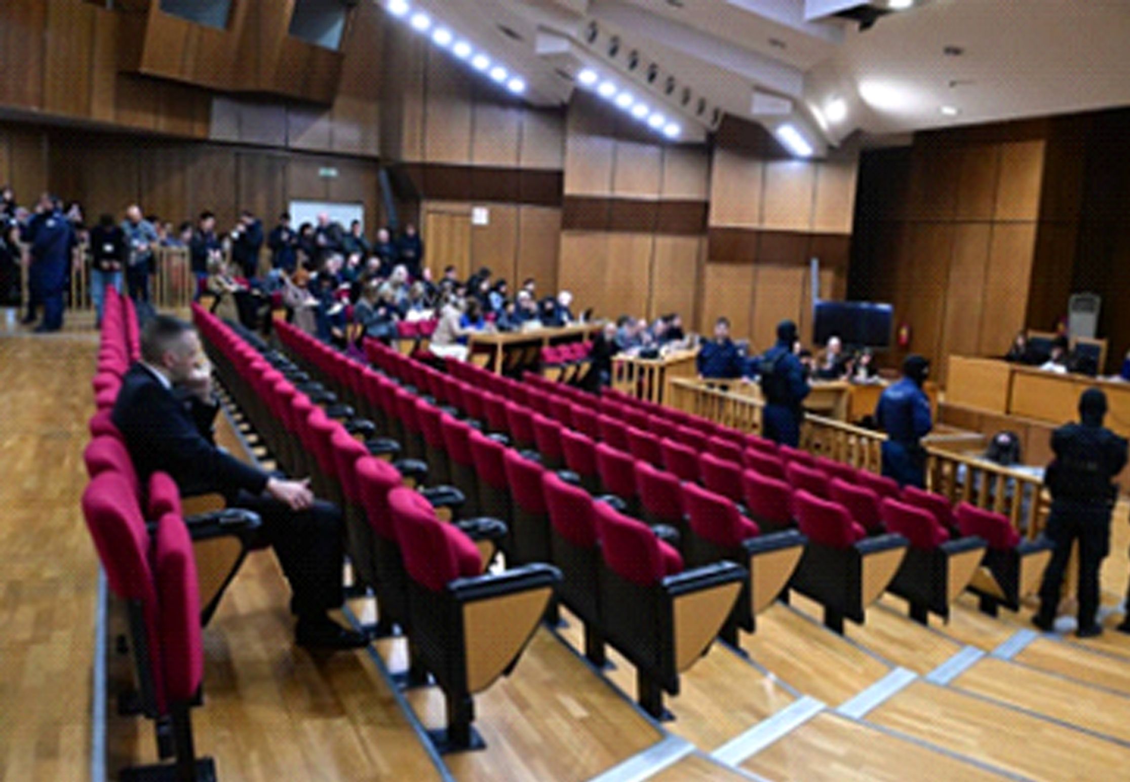 ΤΗ ΔΕΥΤΕΡΑ Η ΟΡΙΣΤΙΚΗ ΑΠΟΦΑΣΗ ΓΙΑ ΤΙΣ ΠΟΙΝΕΣ ΤΗΣ ΧΡΥΣΗΣ ΑΥΓΗΣ