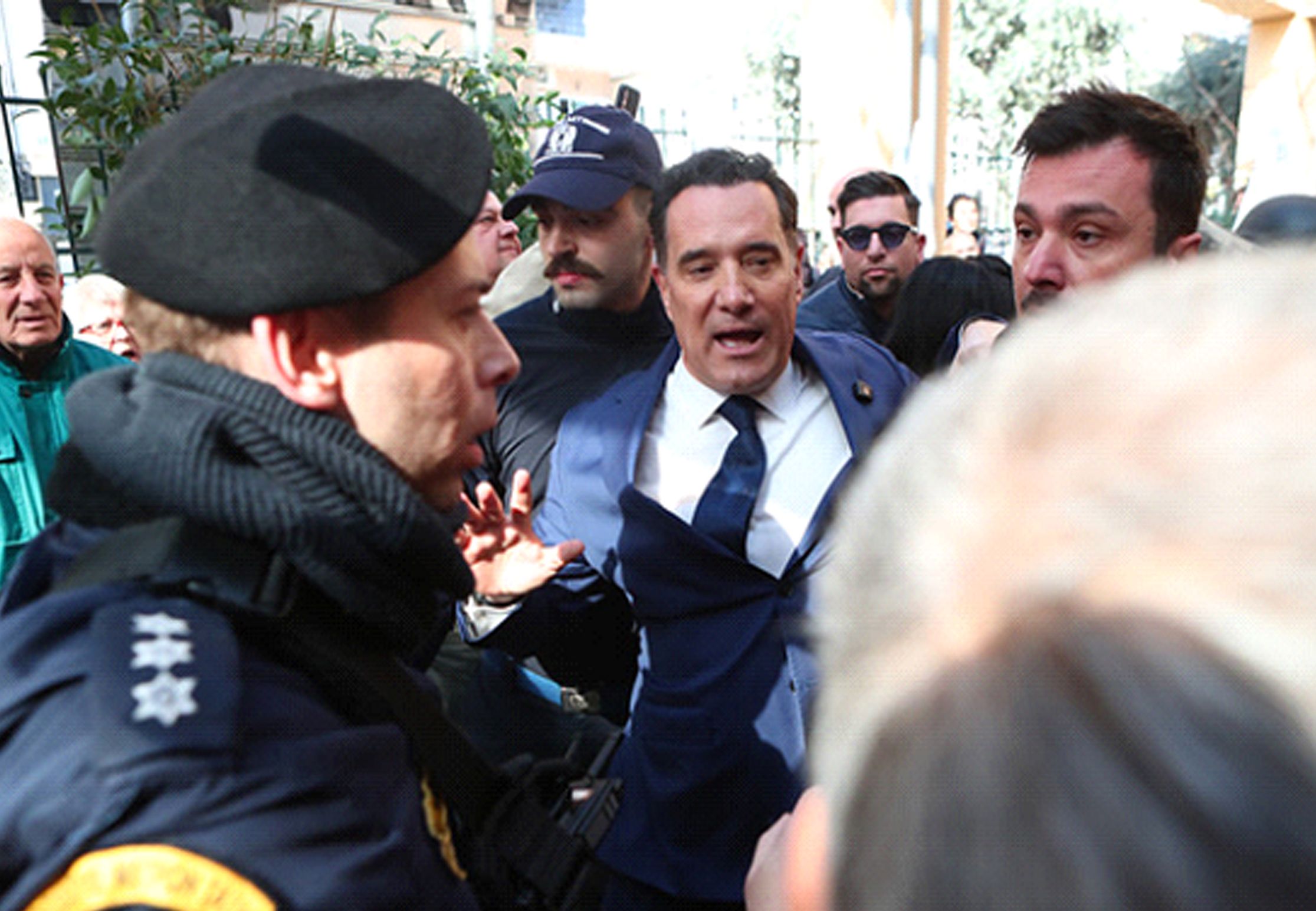 «ΚΙΝΔΥΝΕΨΕ Η ΣΩΜΑΤΙΚΗ ΜΟΥ ΑΚΕΡΑΙΟΤΗΤΑ»