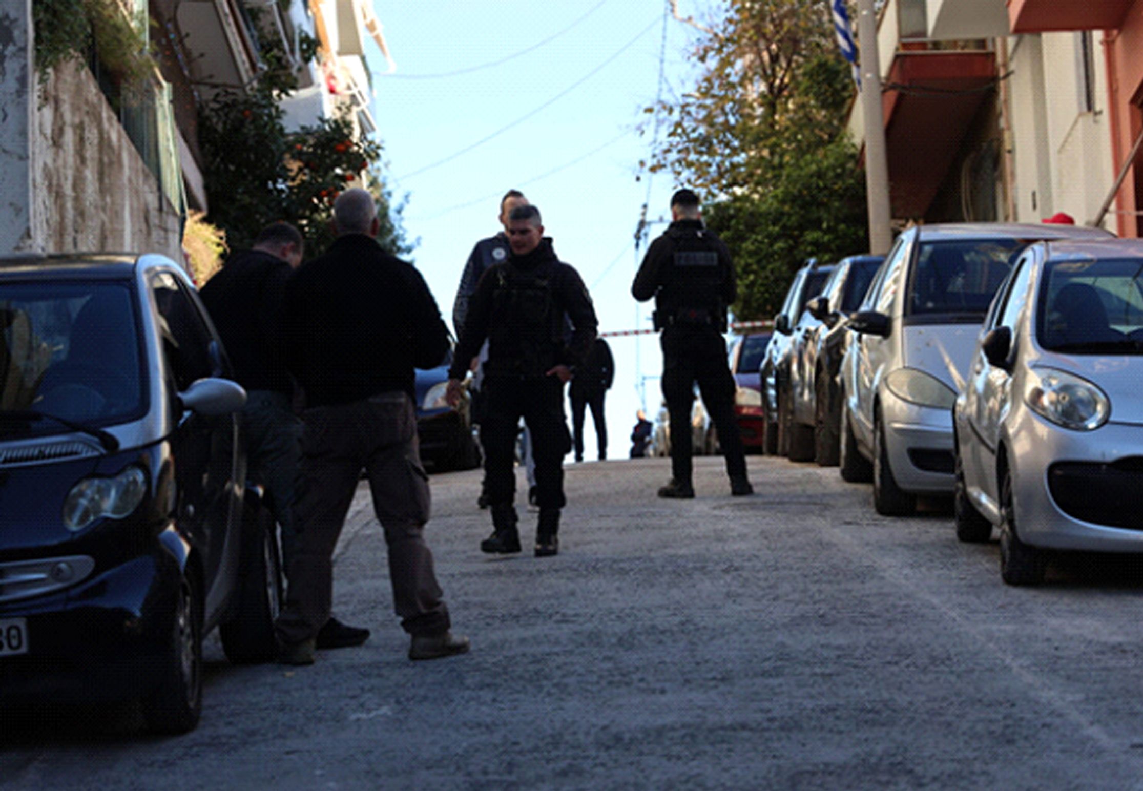 ΜΑΧΑΙΡΩΣΕ ΤΗ ΣΥΖΥΓΟ ΤΟΥ ΚΑΙ ΑΥΤΟΚΤΟΝΗΣΕ!