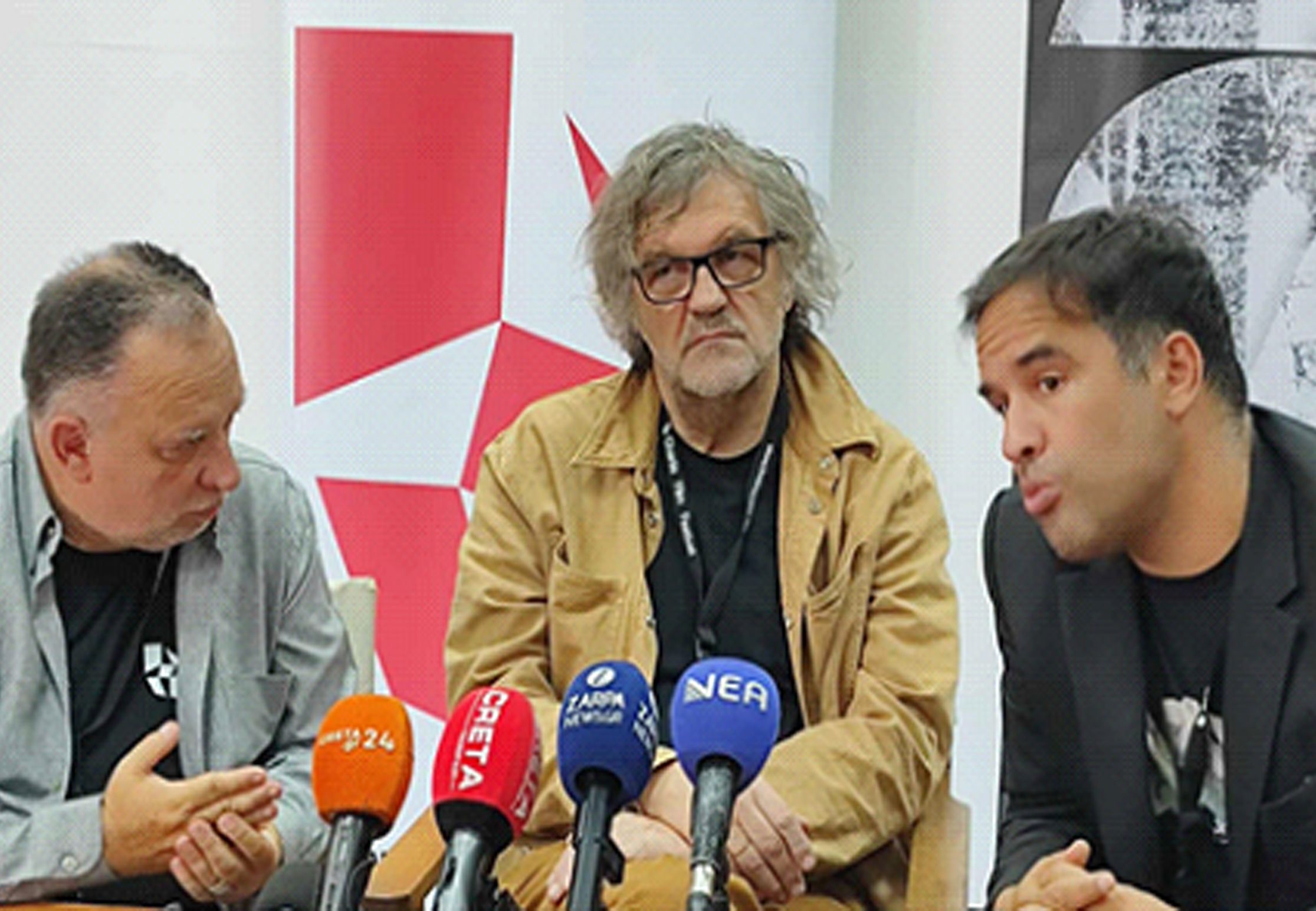 ΚΟΥΣΤΟΥΡΙΤΣΑ: «H WOKE ΑΤΖΕΝΤΑ ΔΗΜΙΟΥΡΓΗΘΗΚΕ ΑΠΟ ΤΗ CIA»!