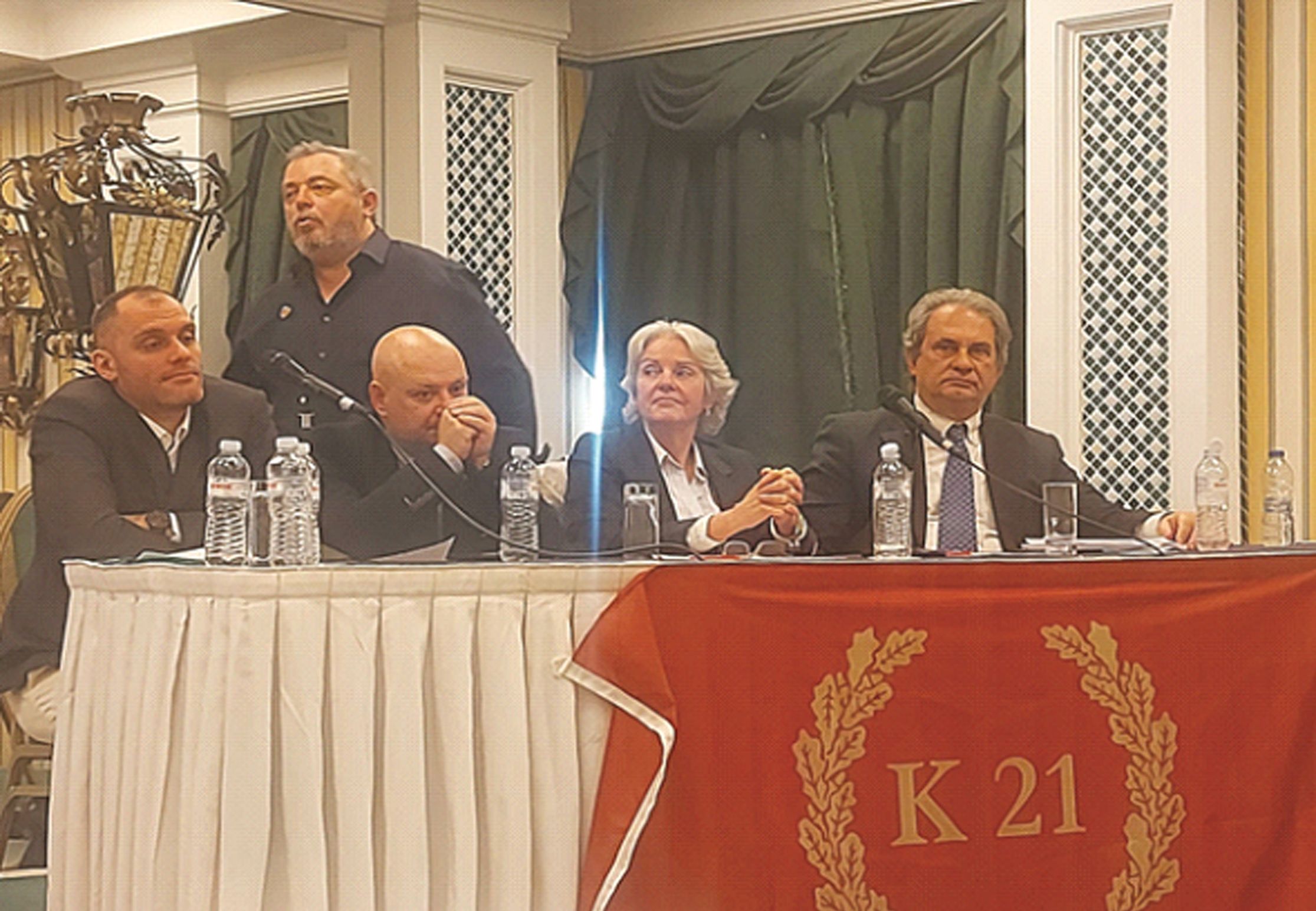 ΤΟ «ΚΙΝΗΜΑ 21» ΓΙΑ ΤΗ «ΒΟΥΛΗ ΤΩΝ 297» ΚΑΙ ΤΟΝ ΠΡΟΣΩΠΙΚΟ ΑΡΙΘΜΟ